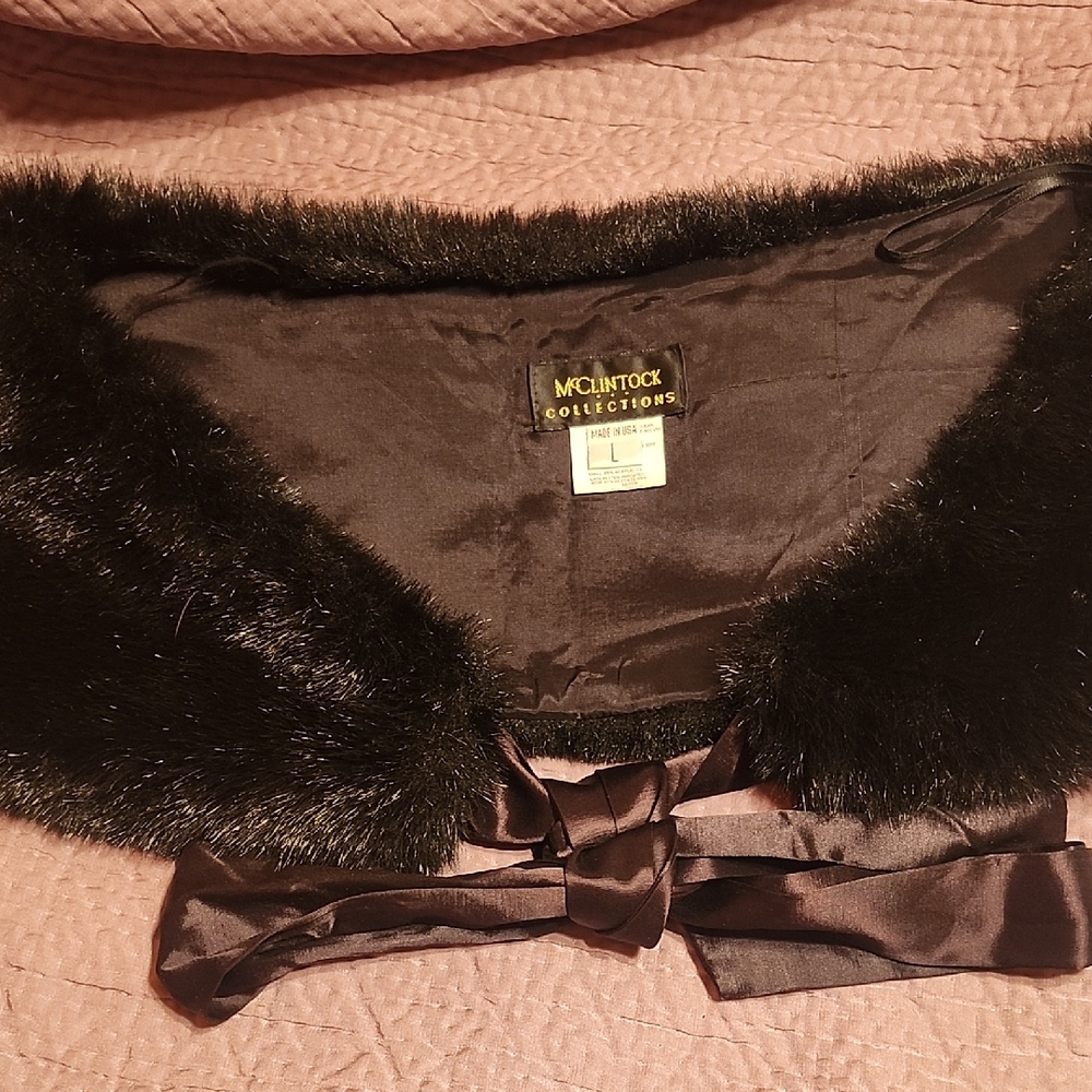 Black Faux Fur Collar